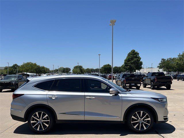 Used 2026 Acura MDX w/ Technology Package FWD image 3