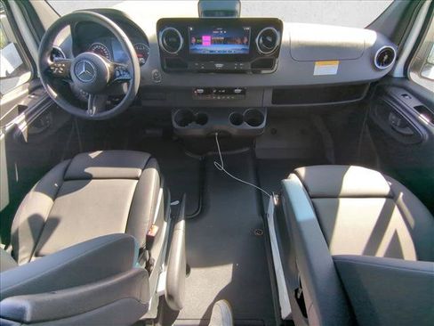 New 2026 Mercedes-Benz Sprinter 2500 image 14