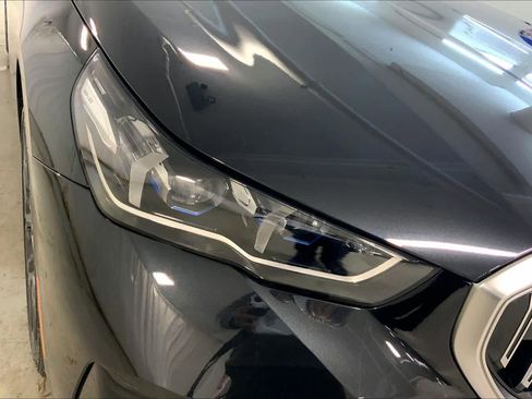 New 2026 BMW 530i xDrive w/ M Sport Package image 13