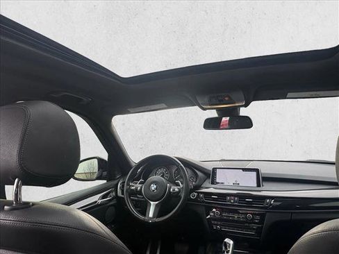 Used 2017 BMW X5 xDrive40e image 19