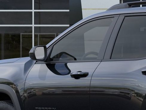 New 2027 GMC Terrain Elevation w/ Elevation Premium Package AWD/4WD image 13