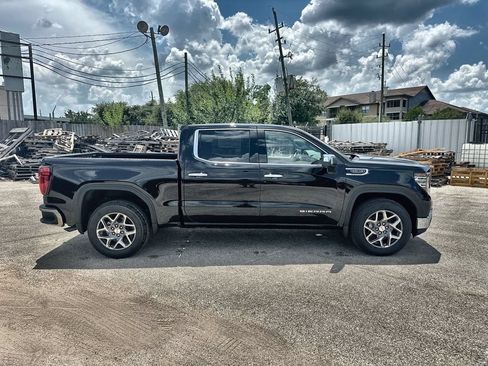 New 2026 GMC Sierra 1500 SLT w/ SLT Convenience Package RWD image 10