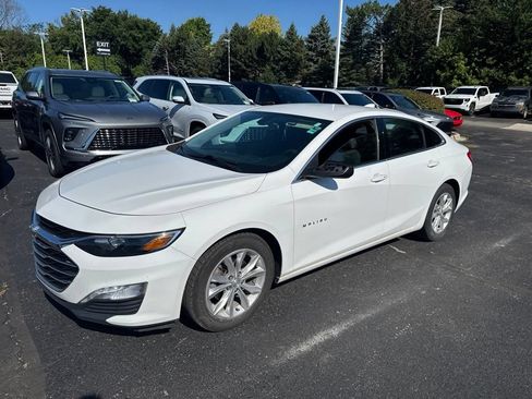 Used 2020 Chevrolet Malibu LT FWD image 5