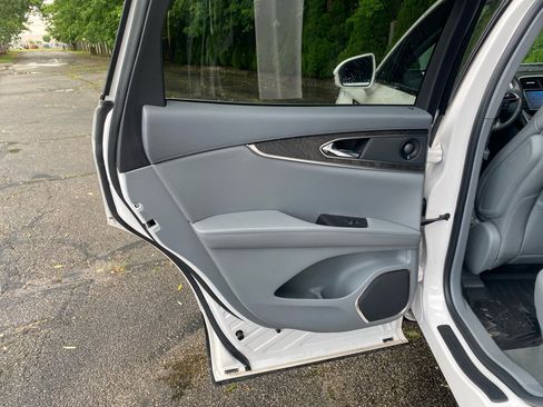 Used 2019 Lincoln Nautilus Reserve w/ Cargo Utility Package AWD/4WD image 22
