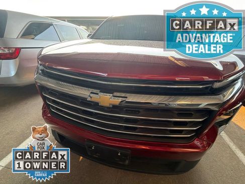 Used 2026 Chevrolet Traverse LT w/ Driver Confidence Package FWD image 7