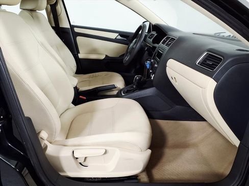 Used 2012 Volkswagen Jetta SE image 21