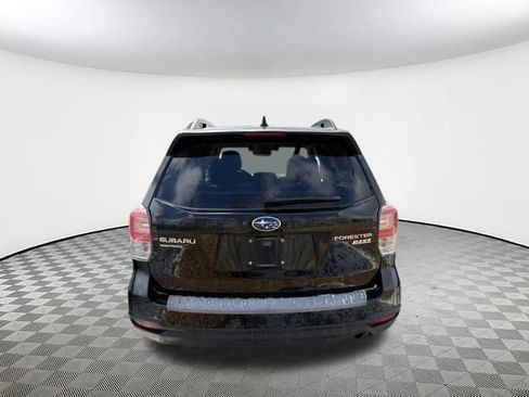 Used 2017 Subaru Forester 2.5i Premium image 5