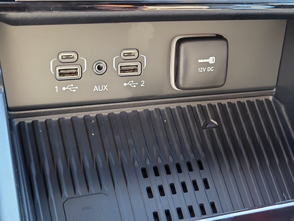 New 2027 Jeep Grand Cherokee Altitude AWD/4WD image 30