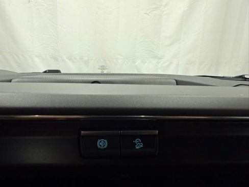 Used 2026 Ford F450 Platinum w/ FX4 Off-Road Package image 37