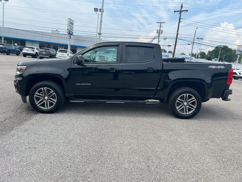 Used 2021 Chevrolet Colorado W/T w/ Custom Special Edition AWD/4WD image 8