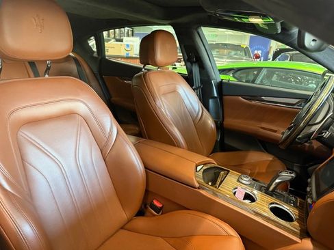 Used 2019 Maserati Quattroporte S GranLusso Q4 image 11