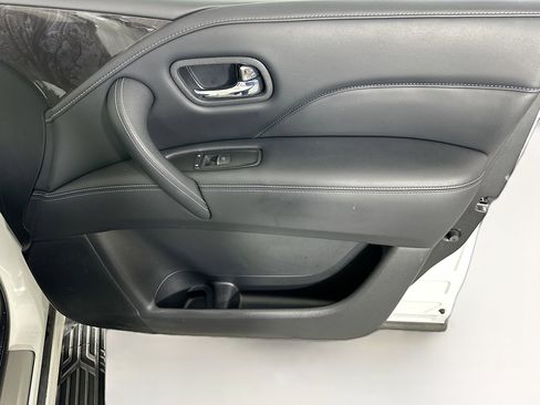 Used 2024 INFINITI QX80 Luxe w/ Cargo Package image 33