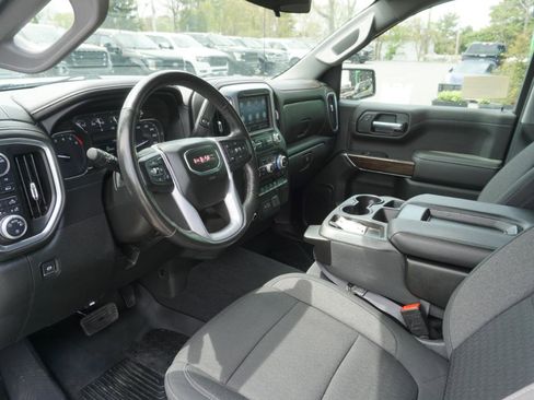 Used 2020 GMC Sierra 1500 Elevation w/ Elevation Value Package AWD/4WD image 16