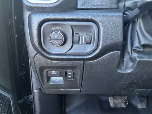 Used 2022 RAM 1500 Laramie w/ Sport Appearance Package image 18