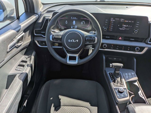Used 2023 Kia Sportage LX AWD/4WD image 24
