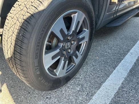 Used 2017 Honda Ridgeline RTL-E image 23