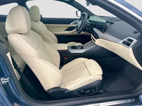 Used 2026 BMW 430i Coupe w/ Premium Package RWD image 19