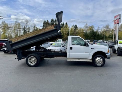 Used 2000 Ford F550 2WD Regular Cab Super Duty image 3