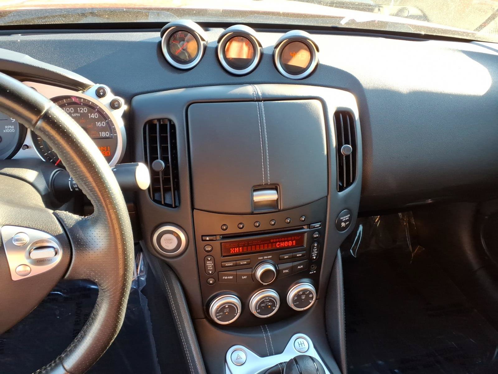 Used 2014 Nissan 370Z Touring w/ Sport Package RWD image 12