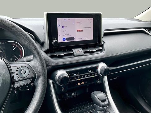 Certified 2024 Toyota RAV4 LE AWD/4WD image 7