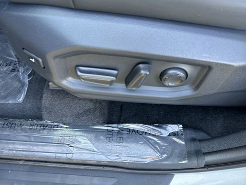 New 2025 Toyota Tundra Platinum image 14