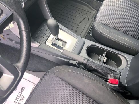 Used 2018 Subaru Forester 2.5i w/ Alloy Wheel Package AWD/4WD image 15