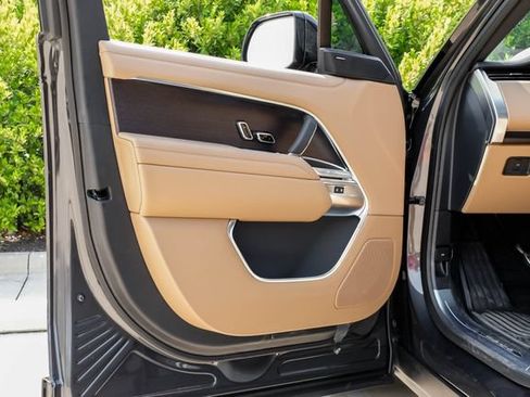 New 2026 Land Rover Range Rover SE AWD/4WD image 50