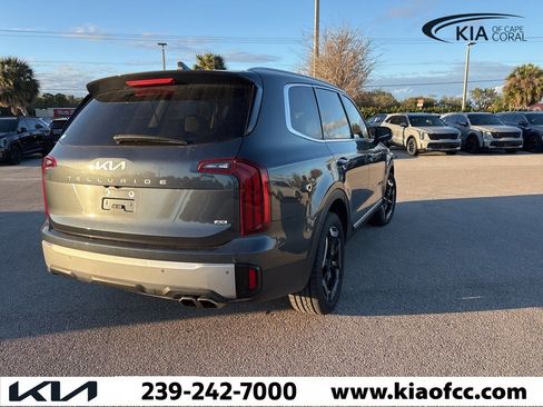 Certified 2023 Kia Telluride S w/ S Sunroof Package image 6
