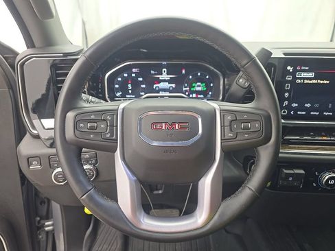 Certified 2024 GMC Sierra 1500 Elevation w/ LPO, Elevation Black Package AWD/4WD image 7