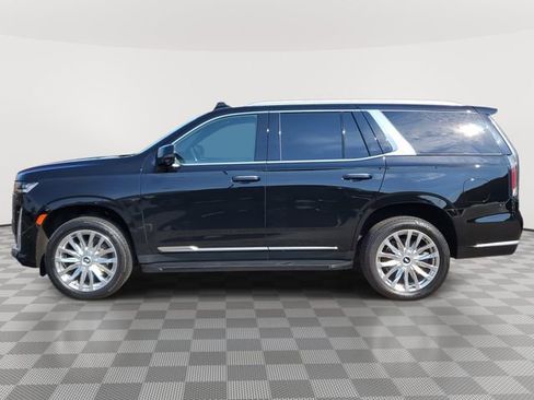 Used 2022 Cadillac Escalade Luxury image 3