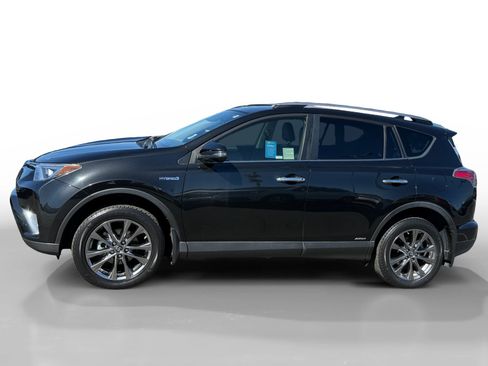 Used 2018 Toyota RAV4 Limited w/ Advanced Technology Package AWD/4WD image 2