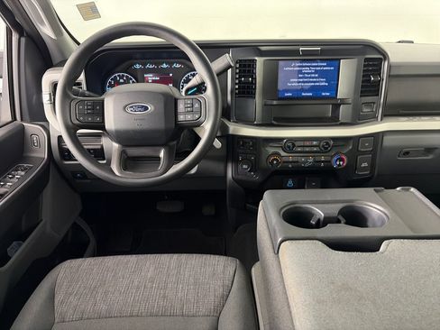 Certified 2025 Ford F250 XLT AWD/4WD image 14