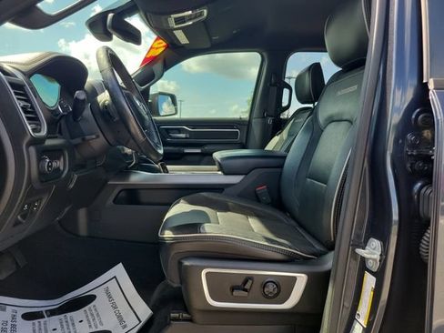 Used 2020 RAM 1500 Laramie w/ Sport Appearance Package AWD/4WD image 15
