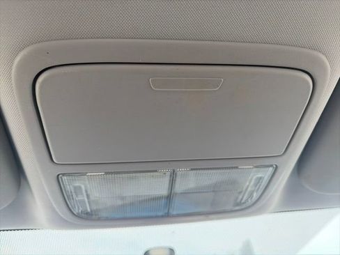 Used 2010 Honda CR-V LX image 24