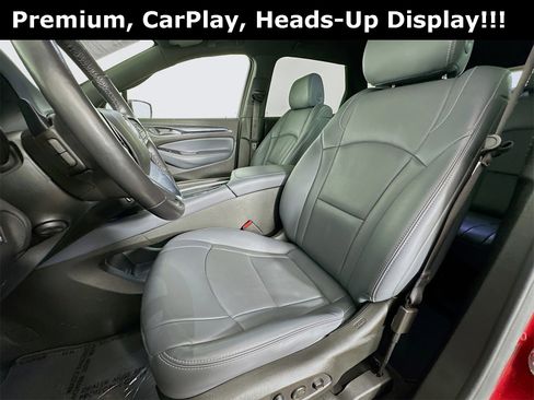 Used 2024 Buick Enclave Premium image 23