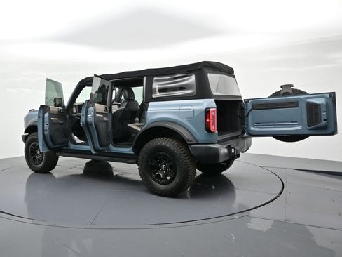 Used 2022 Ford Bronco Wildtrak AWD/4WD image 35