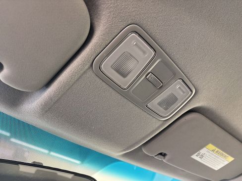 Used 2017 Hyundai Accent SE FWD image 26