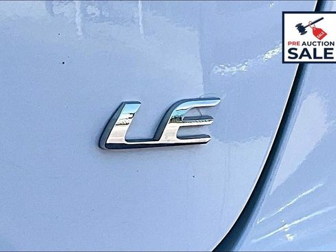 Used 2023 Toyota Corolla LE FWD image 8