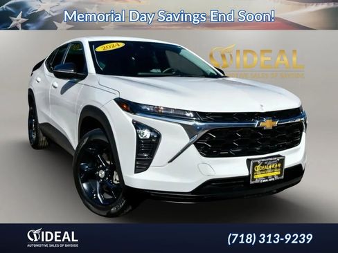 Used 2024 Chevrolet Trax LS w/ LS Convenience Package FWD image 1