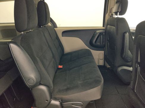 Used 2017 Dodge Grand Caravan SE w/ Power Window Group FWD image 19