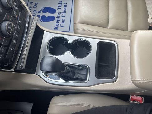 Used 2020 Jeep Grand Cherokee Limited image 20