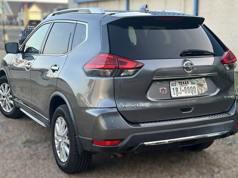 Used 2017 Nissan Rogue SV w/ SV Premium Package AWD/4WD image 8