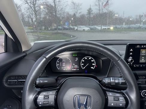 Used 2023 Honda HR-V EX-L image 15