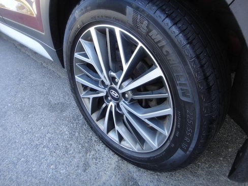 Used 2019 Hyundai Tucson SEL w/ Cargo Package AWD/4WD image 16