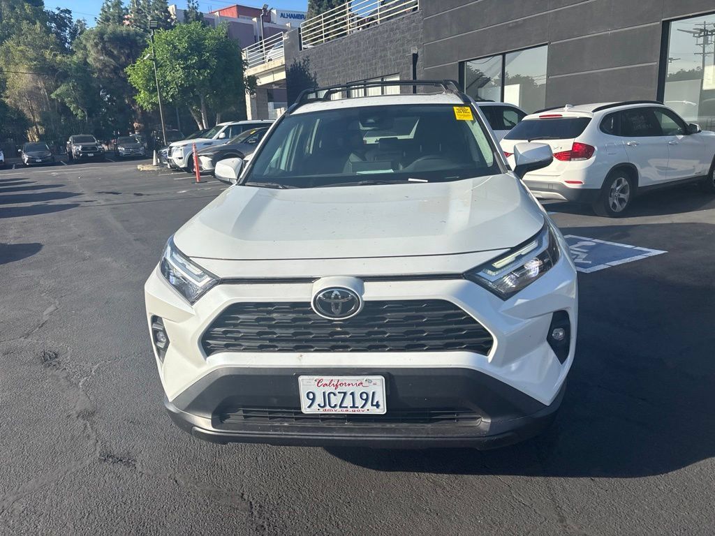 Used 2023 Toyota RAV4 XLE Premium FWD image 9