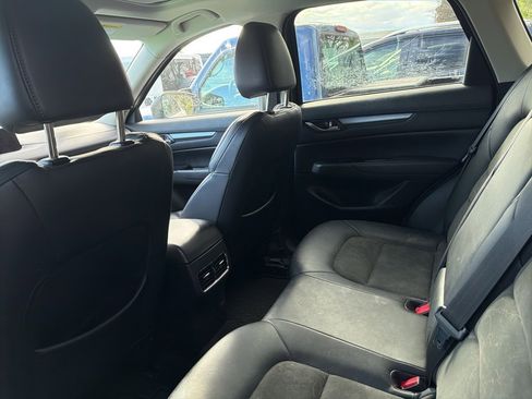 Used 2018 MAZDA CX-5 Touring w/ Preferred Equipment Package image 8