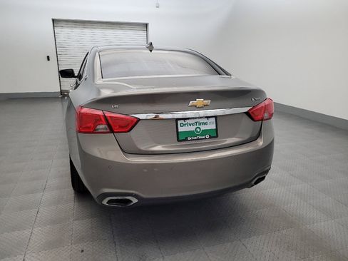 Used 2019 Chevrolet Impala Premier FWD image 6