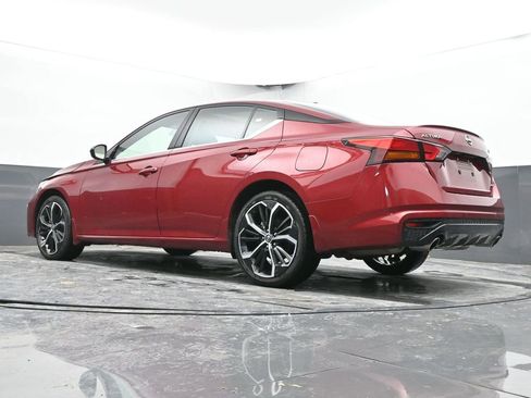 Used 2024 Nissan Altima 2.5 SR w/ SR Premium Package image 52