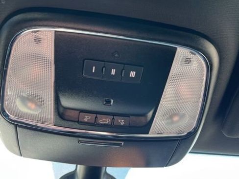 Used 2020 Jeep Grand Cherokee Altitude image 47