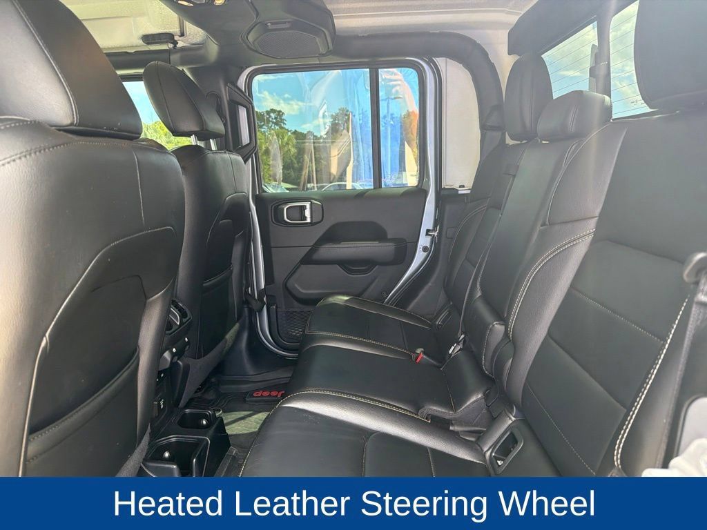 Used 2020 Jeep Gladiator Overland AWD/4WD image 12